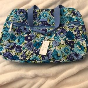 NWT Vera Bradley Medium Traveler Bag